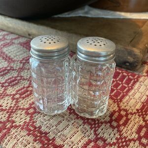 Anchor Hocking Salt & Pepper Vintage Shakers Clear Cut Glass Waffle Pattern